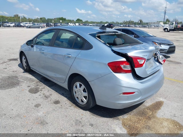Chevrolet Cruze Ls Auto 2018 1G1BC5SM3J7122253 Image 3