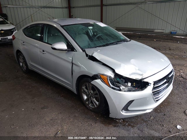 2017 5NPD84LF6HH010709 main image