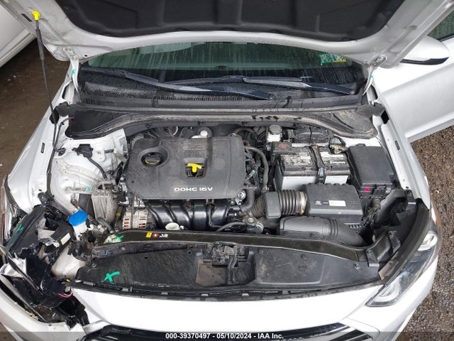 Hyundai ELANTRA SE 2017 5NPD84LF6HH010709 Image 10