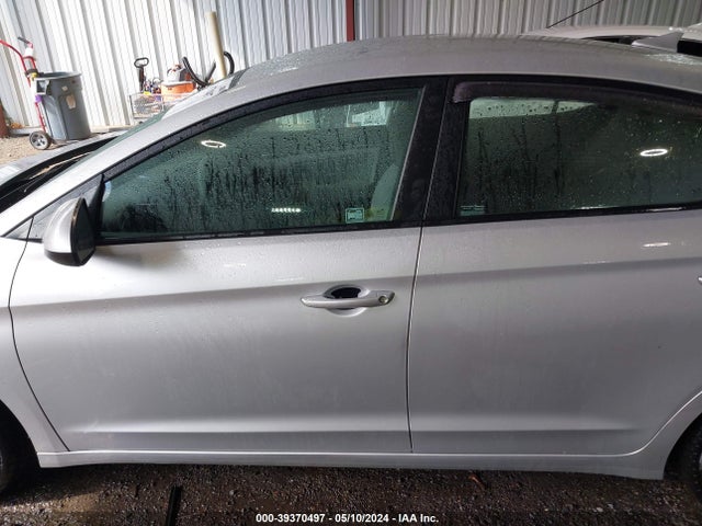 Hyundai ELANTRA SE 2017 5NPD84LF6HH010709 Image 14