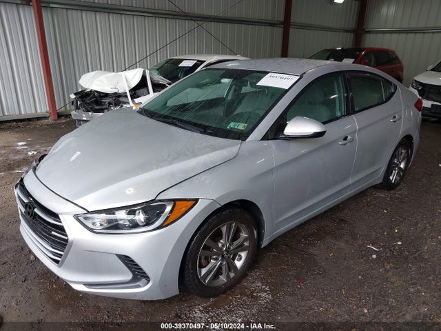 Hyundai ELANTRA SE 2017 5NPD84LF6HH010709 Image 2