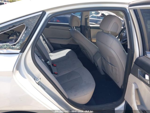 5NPE24AF8FH163338 Hyundai SONATA SE