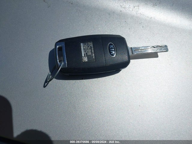 KIA SORENTO LX 2015 5XYKT3A69FG586995 Image 11