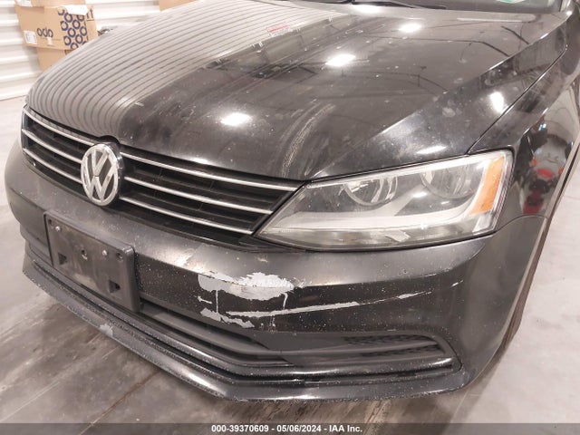 3VW2K7AJ3FM325022 Volkswagen Jetta 2.0l S