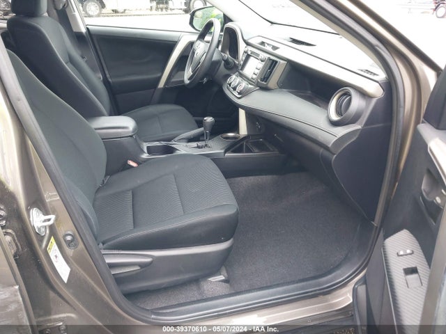 Toyota RAV4 LE 2015 2T3BFREV9FW258456 Image 5