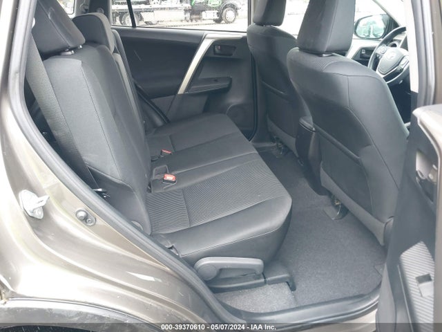 Toyota RAV4 LE 2015 2T3BFREV9FW258456 Image 8