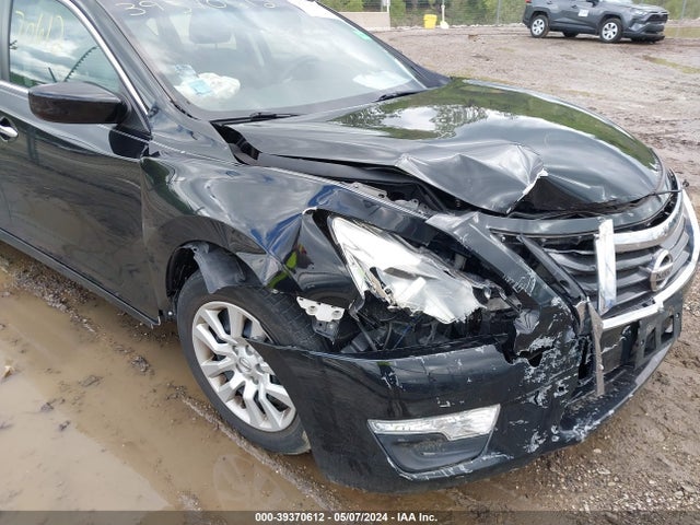 Nissan Altima 2.5 S 2015 1N4AL3AP0FC484404 Image 12