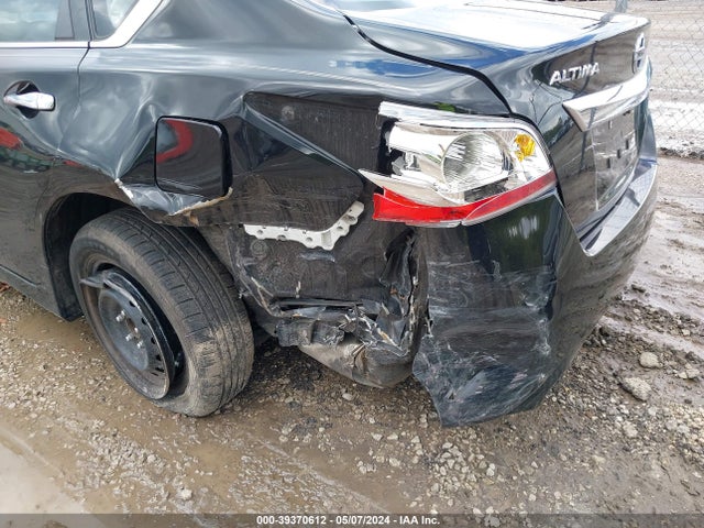 Nissan Altima 2.5 S 2015 1N4AL3AP0FC484404 Image 14