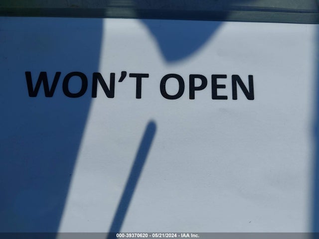 2011 MINI COOPER WMWSU3C53BT253866 Photo 9