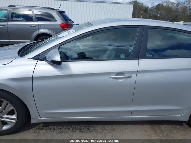 Hyundai ELANTRA SEL 2019 5NPD84LF5KH485369 Image 14