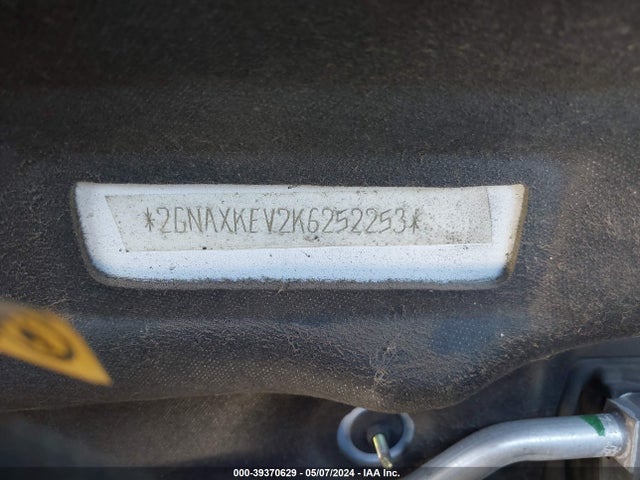 Chevrolet EQUINOX LT 2019 2GNAXKEV2K6252253 Image 9