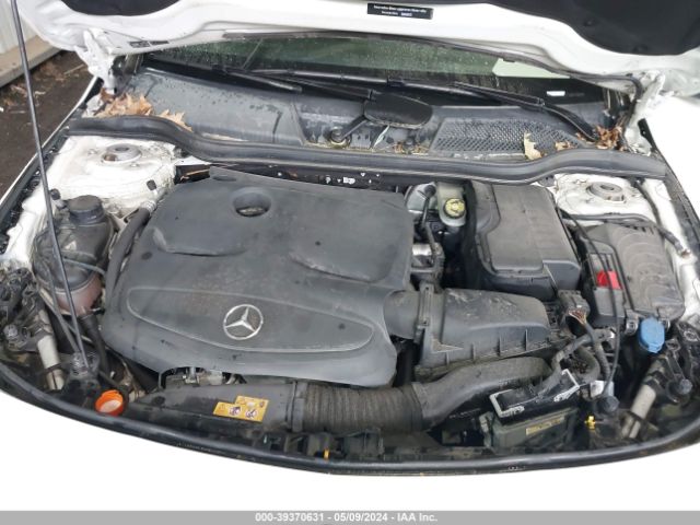 WDDSJ4EB7HN425677 Mercedes-Benz CLA 250