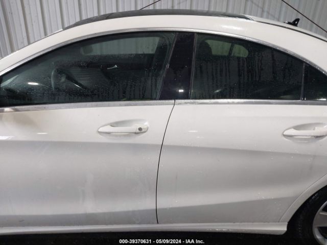 WDDSJ4EB7HN425677 Mercedes-Benz CLA 250