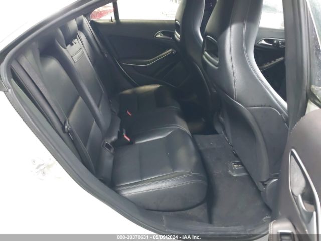 WDDSJ4EB7HN425677 Mercedes-Benz CLA 250