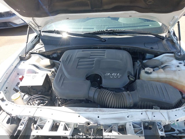 Chrysler 300 Touring 2021 2C3CCAAG9MH613889 Image 10