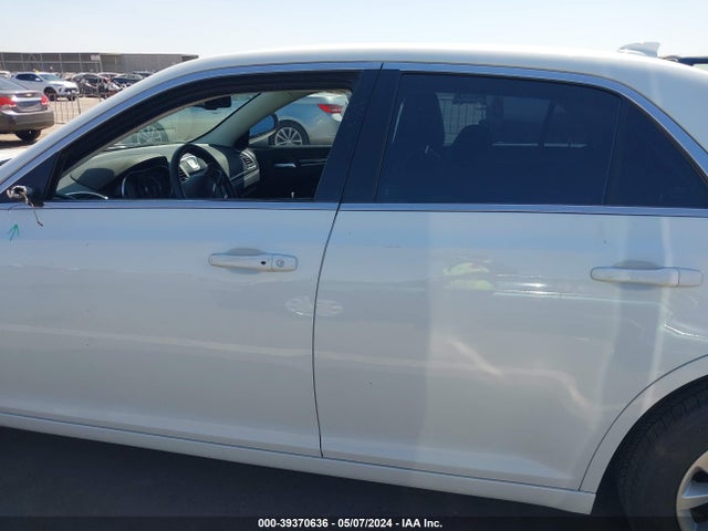 Chrysler 300 Touring 2021 2C3CCAAG9MH613889 Image 14