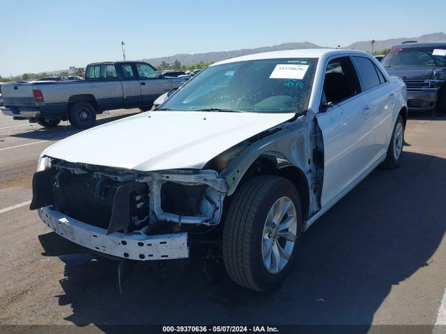 Chrysler 300 Touring 2021 2C3CCAAG9MH613889 Image 2