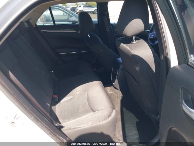 Chrysler 300 Touring 2021 2C3CCAAG9MH613889 Image 8