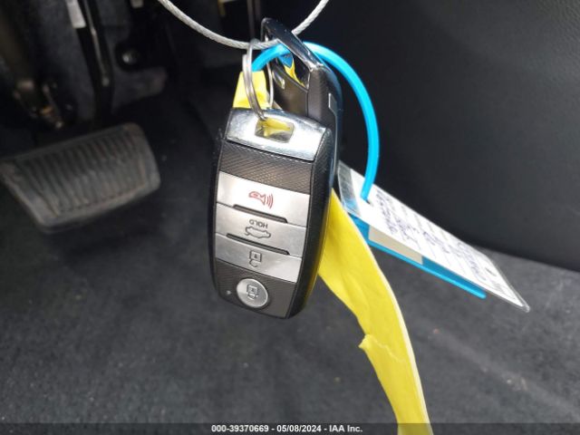 3KPA25AD3PE570931 KIA Rio 5-door S