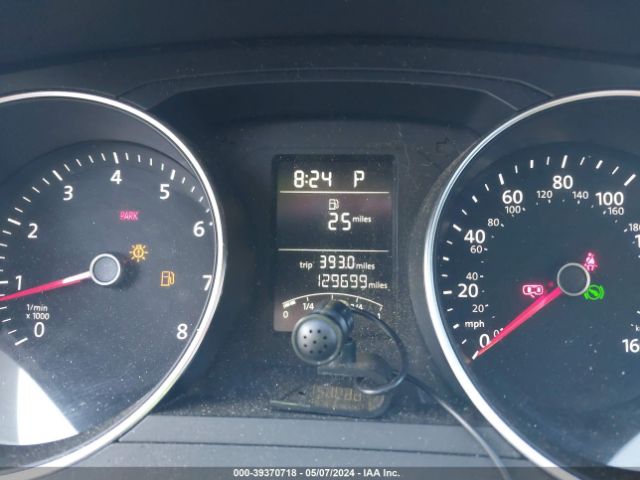 3VWD17AJ5FM237682 Volkswagen Jetta 1.8t Se