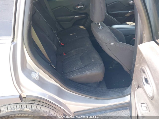 1C4PJLCB7KD344849 Jeep Cherokee Latitude Fwd