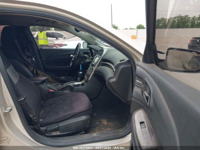 1G11E5SL2EF246068 Chevrolet MALIBU 2LT