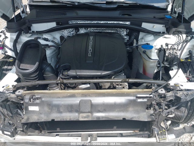 2018 PORSCHE MACAN WP1AA2A57JLB20383 Photo 9
