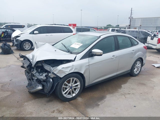 Ford FOCUS SE 2016 1FADP3F23GL364385 Image 2