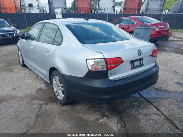 3VW2K7AJ5FM204900 Volkswagen Jetta 2.0l S
