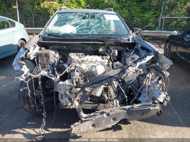 Toyota RAV4 LE 2018 JTMZFREV8JJ210646 Image 13