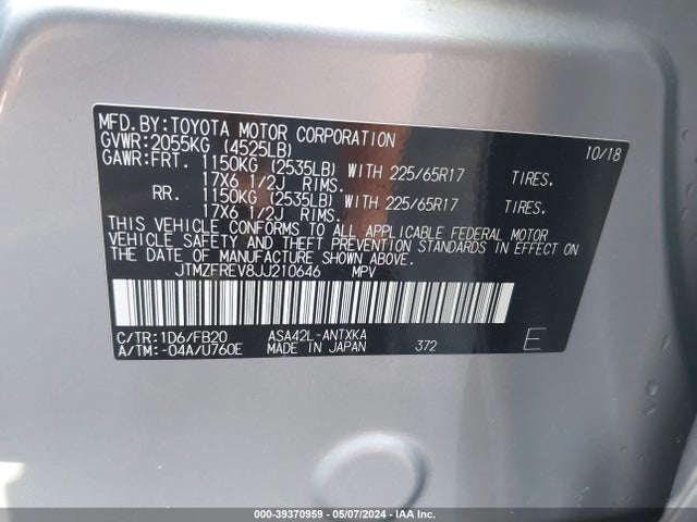 Toyota RAV4 LE 2018 JTMZFREV8JJ210646 Image 9