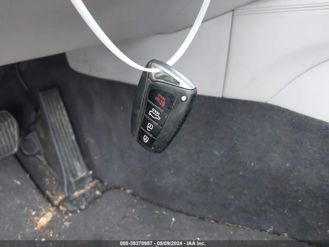 Hyundai Genesis 5.0 2015 KMHGN4JF9FU015426 Image 11