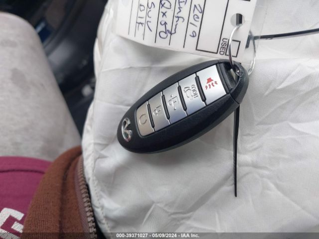 3PCAJ5M36KF119405 Infiniti Qx50 Essential