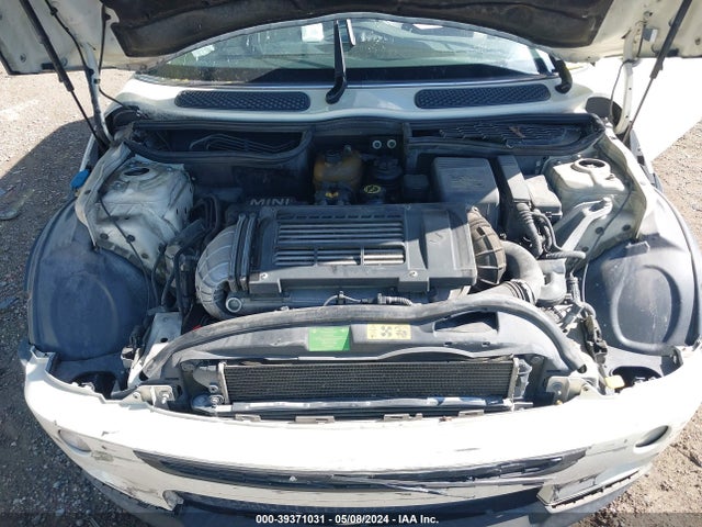 2005 MINI COOPER S WMWRE33505TL13232 Photo 9
