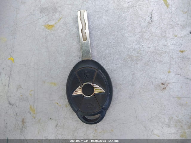 2005 MINI COOPER S WMWRE33505TL13232 Photo 10