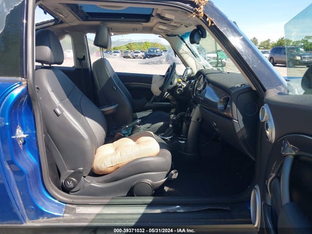 2006 MINI COOPER S WMWRE33566TJ48627 Photo 4