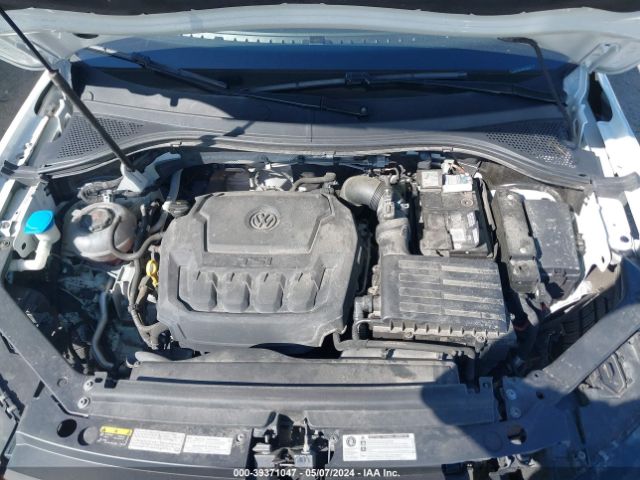 3VV4B7AX2JM103095 Volkswagen Tiguan 2.0t Sel Premium