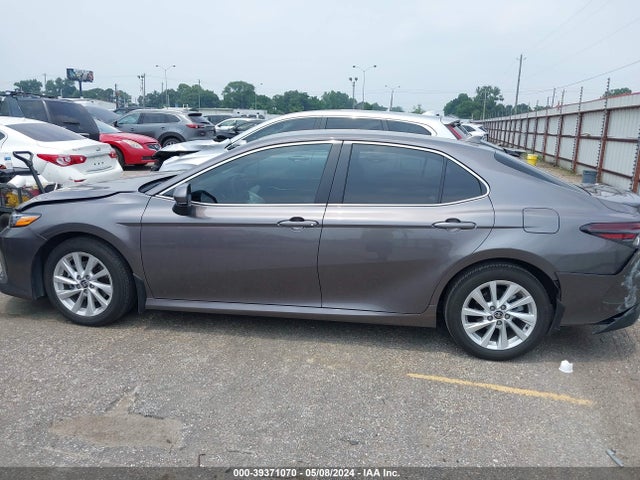 Toyota CAMRY LE 2024 4T1C11AK7RU892247 Image 14