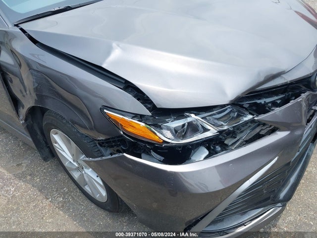 Toyota CAMRY LE 2024 4T1C11AK7RU892247 Image 6