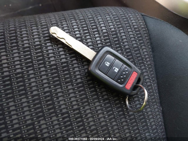 JHMGK5H58GX025752 Honda FIT LX