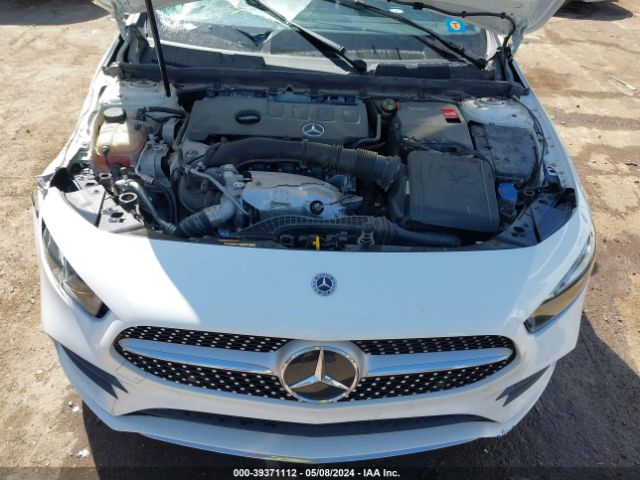 W1K3G4FB4MJ265826 Mercedes-Benz A 220 4matic