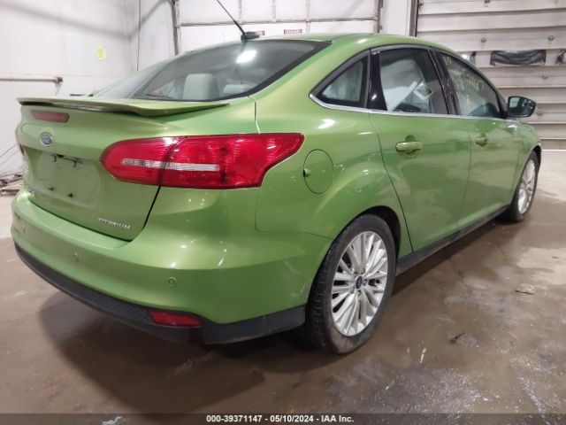 1FADP3J22JL252837 Ford Focus Titanium