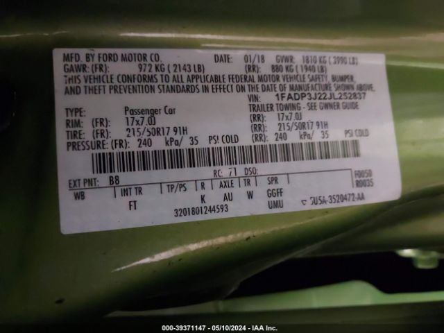 1FADP3J22JL252837 Ford Focus Titanium