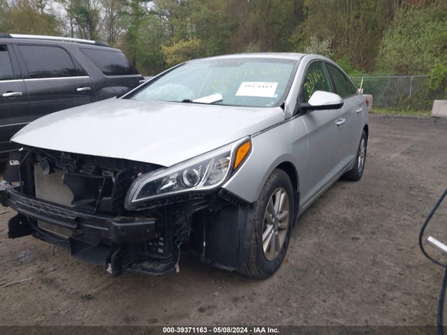 Hyundai SONATA ECO 2016 5NPE24AA3GH371472 Image 13