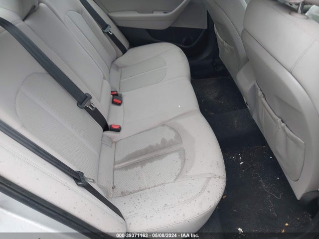 Hyundai SONATA ECO 2016 5NPE24AA3GH371472 Image 8