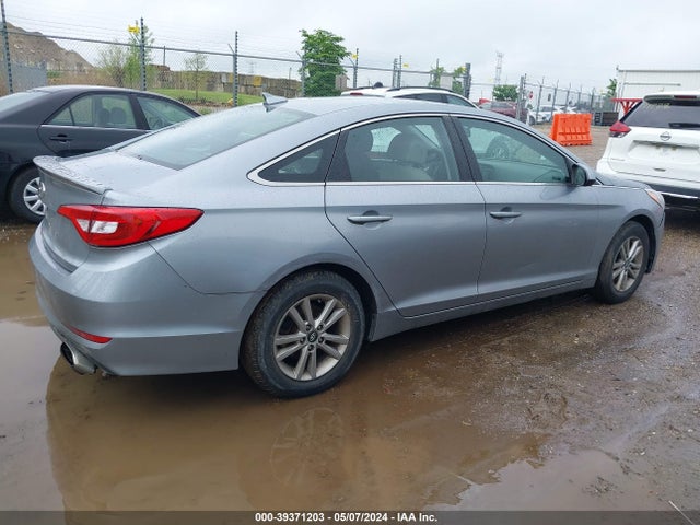 Hyundai SONATA SE 2015 5NPE24AF3FH081663 Image 4