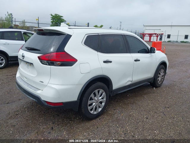 Nissan ROGUE S 2017 KNMAT2MV1HP613793 Image 4