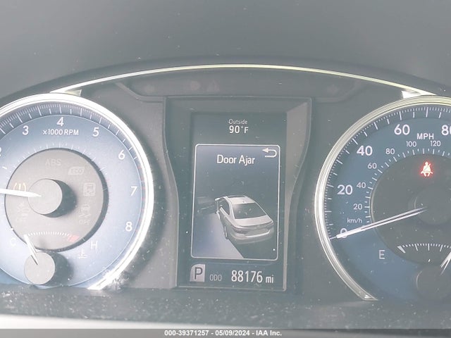 Toyota CAMRY LE 2016 4T4BF1FK4GR545290 Image 16
