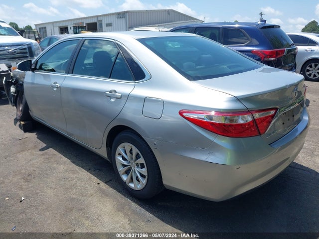 Toyota CAMRY LE 2015 4T4BF1FK8FR460094 Image 3