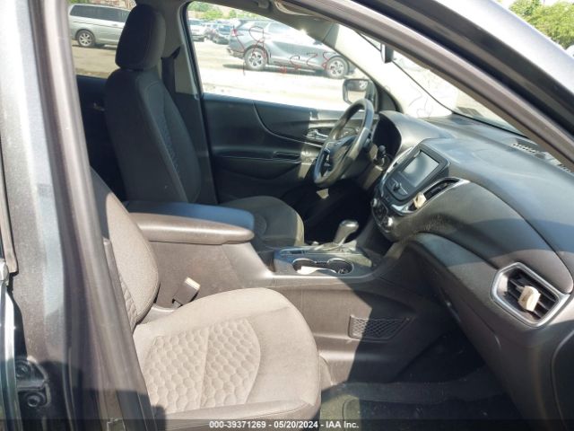 3GNAXJEV1JS583108 Chevrolet EQUINOX LT
